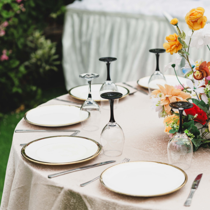 Family Gathering Garden Table Setup Package