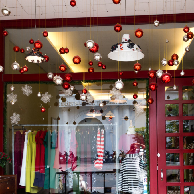 Christmas Holiday Window Display Setup Package