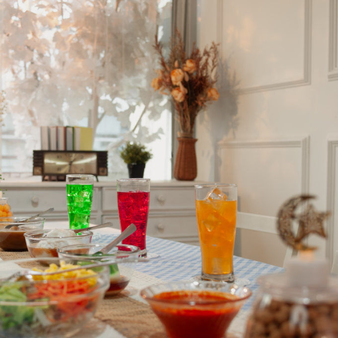 Light Drink Networking Table Setup Package