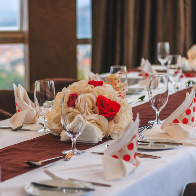 Business Dinner Welcome and Check In Setup Package